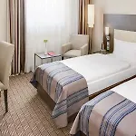 Intercityhotel Hauptbahnhof 4* Berlín