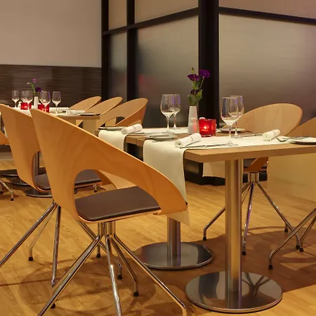 Intercityhotel Hauptbahnhof 4* Berlin
