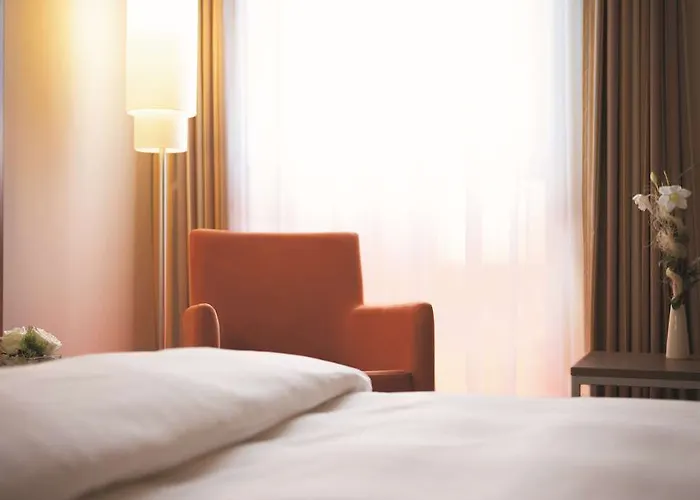 Intercityhotel Hauptbahnhof Hotel 4*