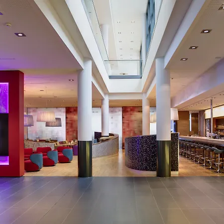 Intercityhotel Hauptbahnhof 4*