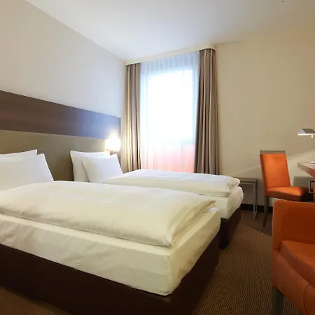 Intercityhotel Hauptbahnhof 4* Berlin