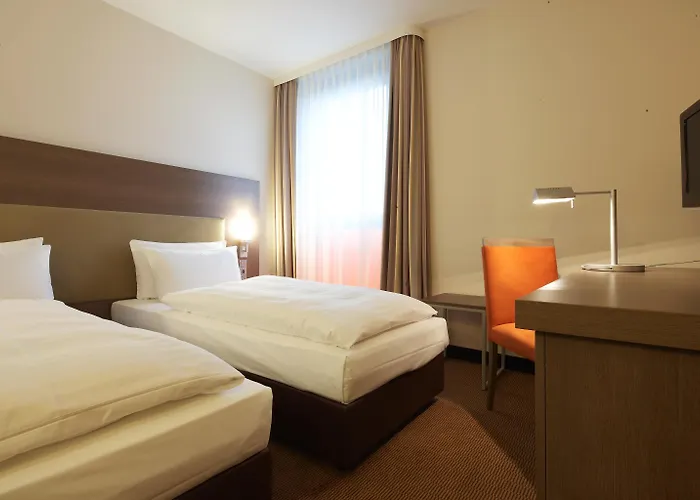 Hotel Intercityhotel Hauptbahnhof 4*