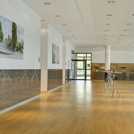 Hotell Intercityhotel Hauptbahnhof