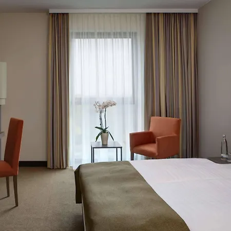 Intercityhotel Hauptbahnhof Hotell