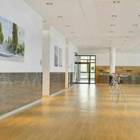 Intercityhotel Hauptbahnhof