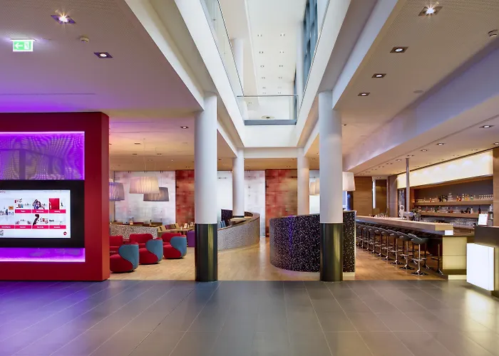 Intercityhotel Hauptbahnhof 4*